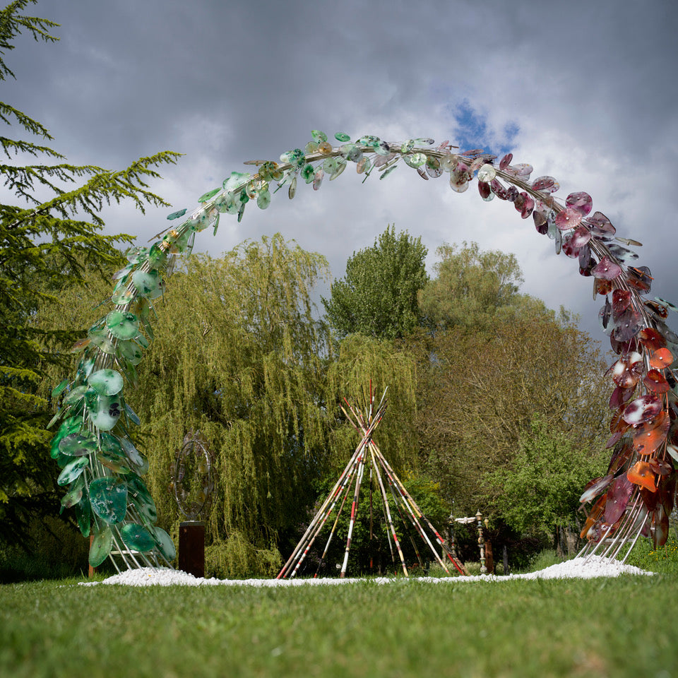 FAS072 FRIENDSHIP SCULPTURE
