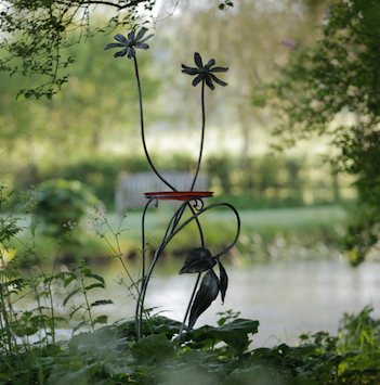 FAS045 Colleen Du Pon Daisy Birdbath